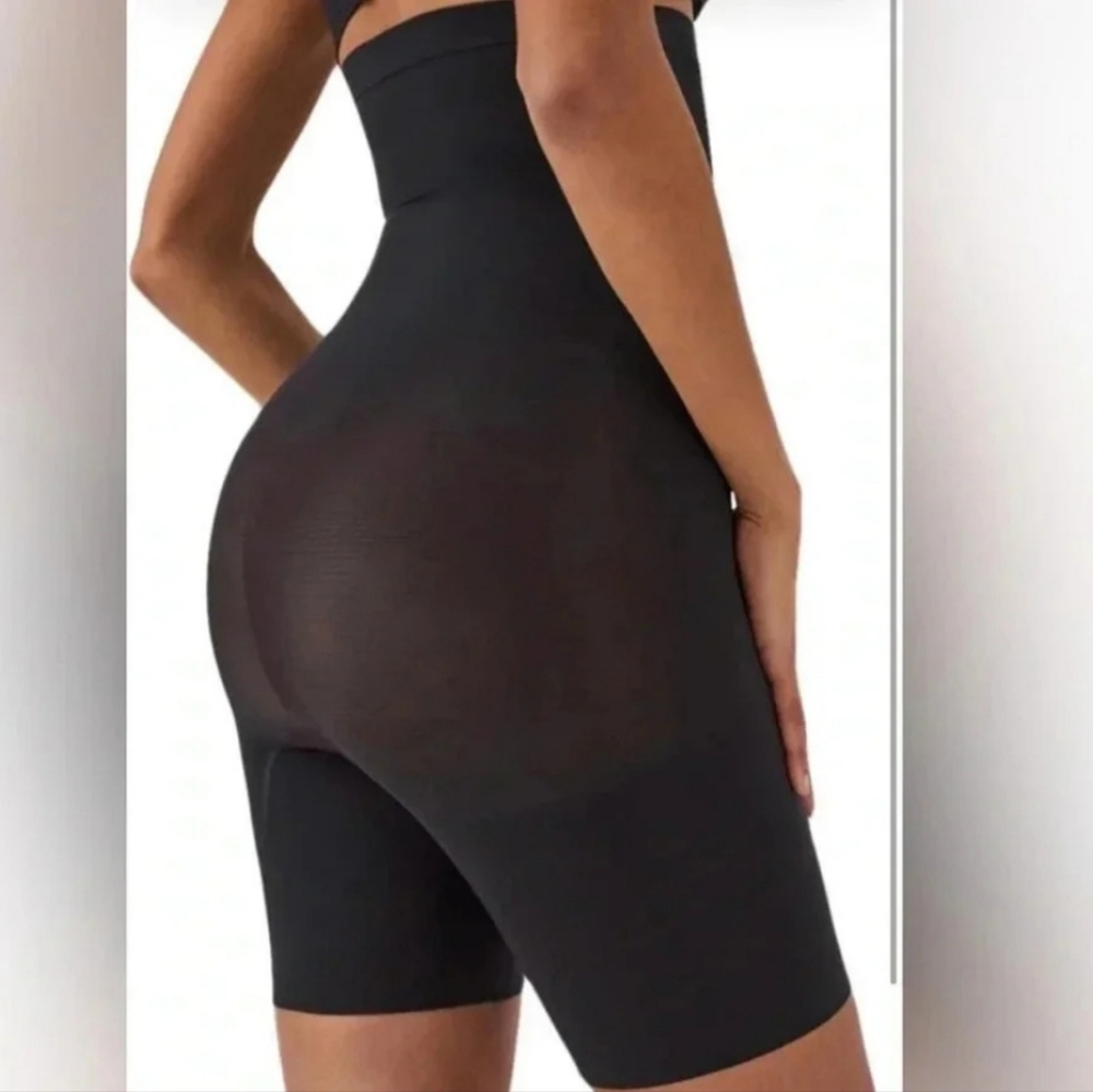 Spanx,NIB, Higher Pgower Short, Very Black. - Picture 3 of 11